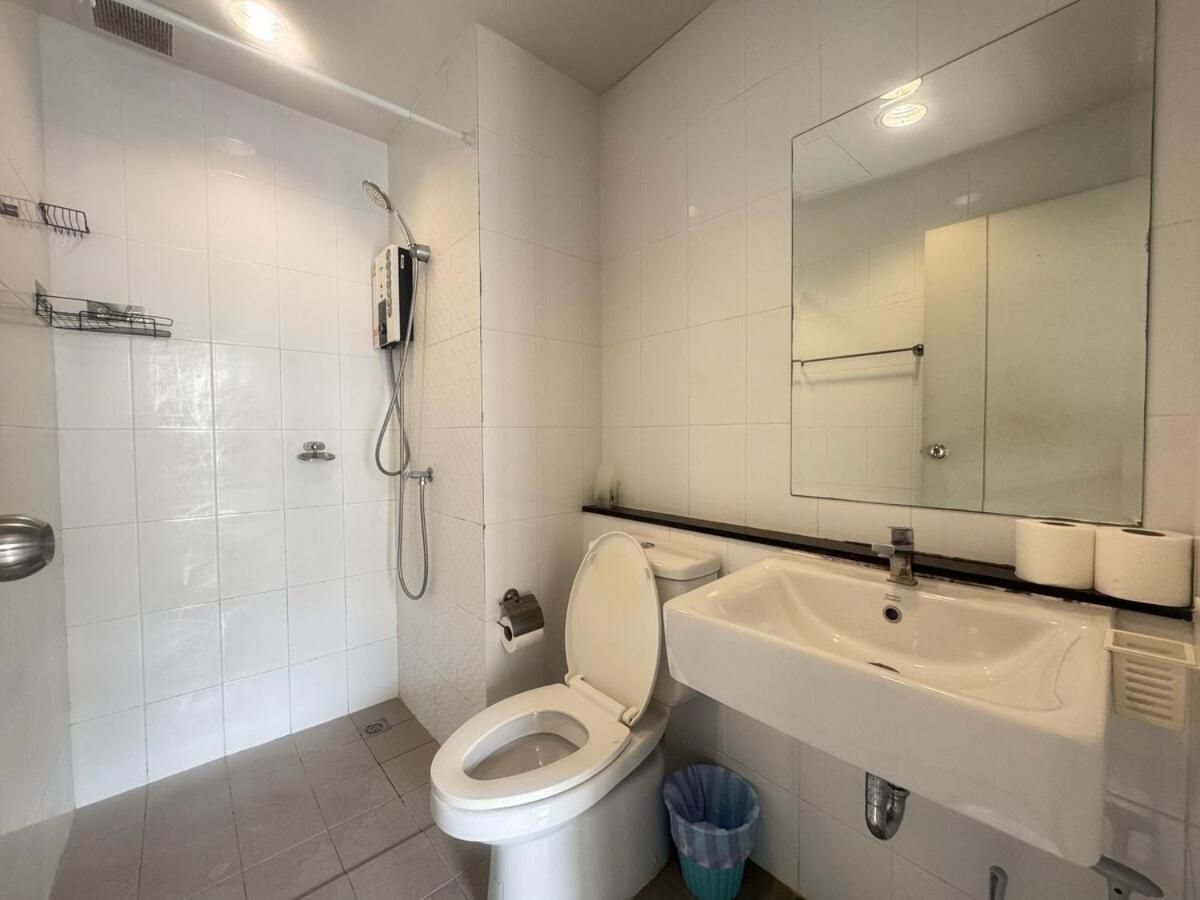 Unio Sukhumvit 72 Boutique Condo Ban Khlong Samrong Exterior foto